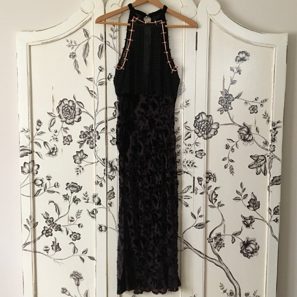 Voyage Retro Floral Burnout Velvet Halter Dress